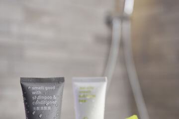 Bathroom amenities