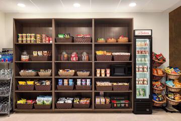 Snack bar
