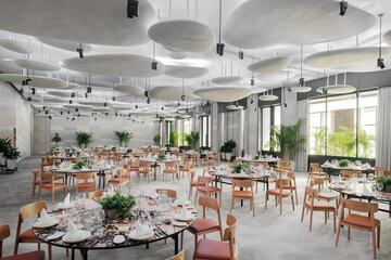 Meeting facility