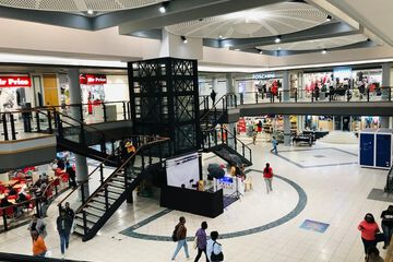 Shopping mall