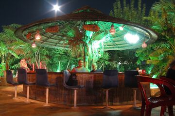 Poolside bar