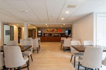 Breakfast area