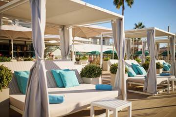 Sundeck