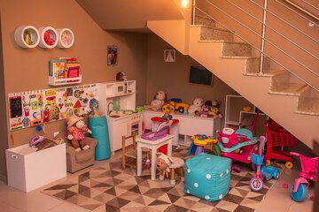 Children's play area - indoor