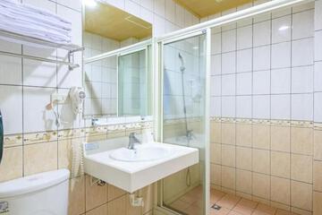 Photo 48