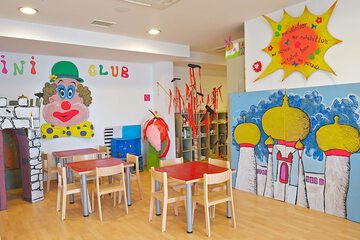 Children's play area - indoor