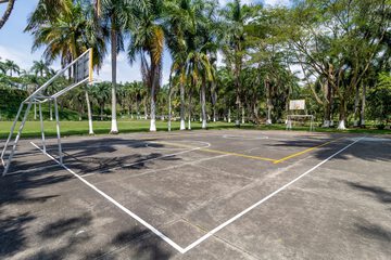 Sport court