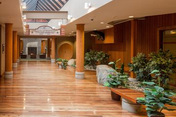 Ballroom/Hall 30 of 39