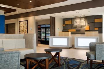 Hotel 2 of 51
