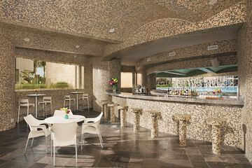 Poolside bar