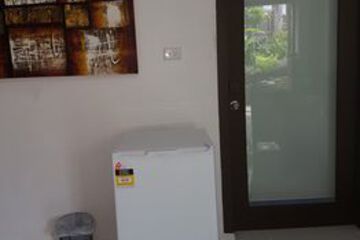 Mini-Refrigerator