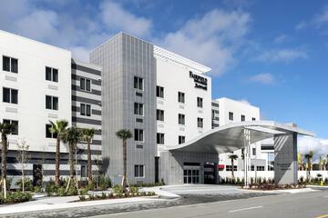 Fairfield Inn & Suites by Marriott Daytona Beach Speedway / Airport