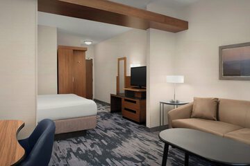 Room 40 of 65