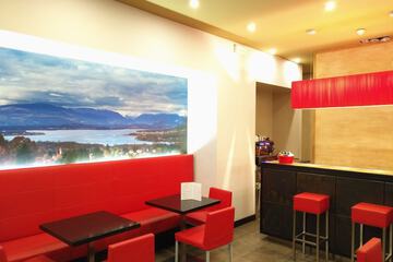 Snack bar