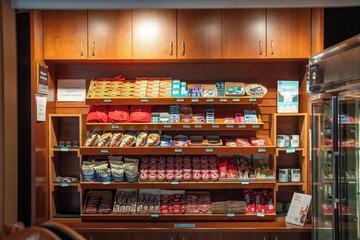 Snack bar