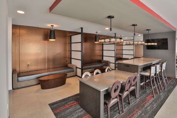 Hotel Interior 5 of 30