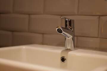 Bathroom sink