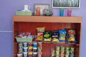 Snack bar