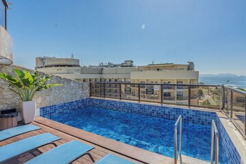 Rooftop pool