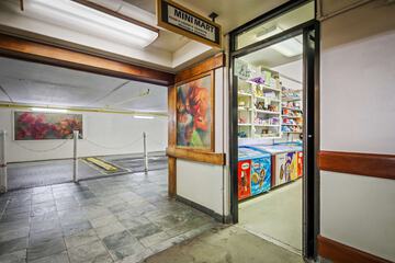 Gift shop