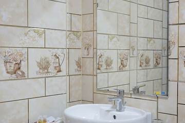 Bathroom sink