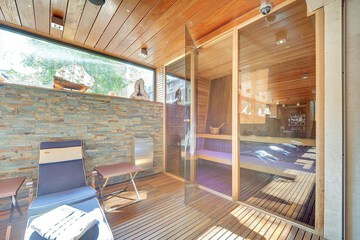 Steam room