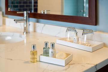 Bathroom amenities