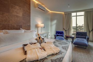 Room amenity