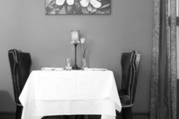 Couples Dining