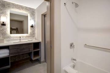 Bathroom shower