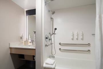 Bathroom shower