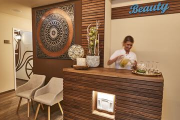 Spa reception