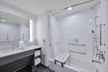 Bathroom shower