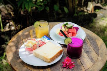 Breakfast meal