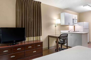 Room 15 of 29