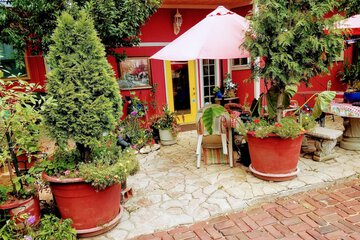 Hotel Exterior 49 of 53