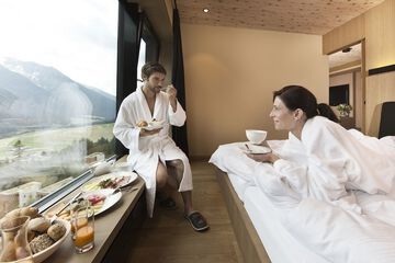 Room service - dining