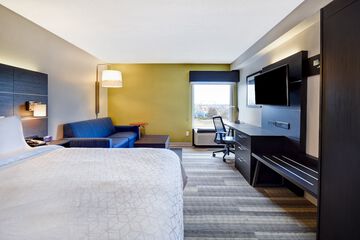 Room 11 of 43