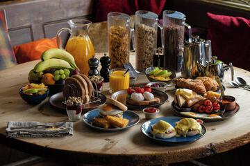 Breakfast meal