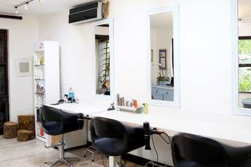 Hair salon