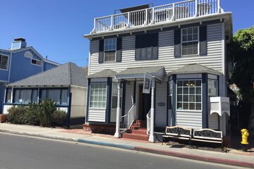 Seacrest Inn