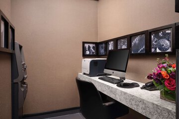 Business Center 54 of 55