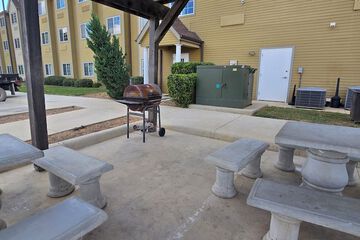 BBQ/picnic area