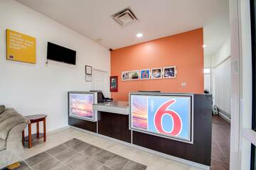 Hotel Interior 9 of 38