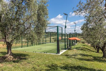 Tennis court