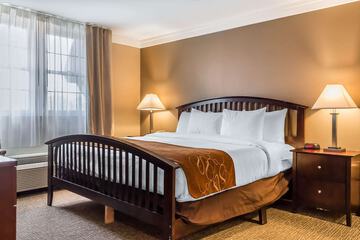 Room 34 of 51