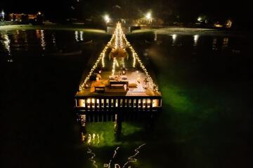 Couples dining