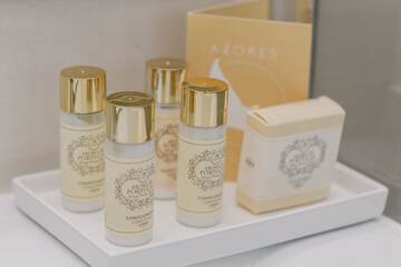 Bathroom amenities