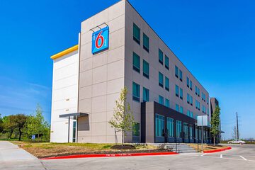 Motel 6 Austin TX - Airport