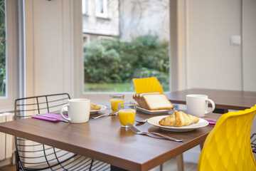Breakfast area